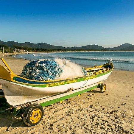 Apart 200M Da Praia, Estacionamento, A/C Florianópolis Exteriör bild